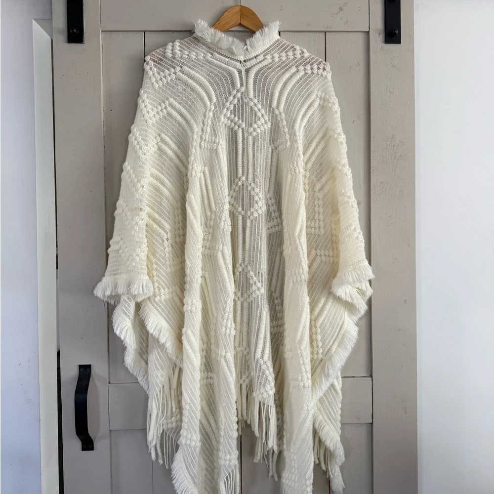 Vintage Cream Fringe Knit Throw poncho Shawl